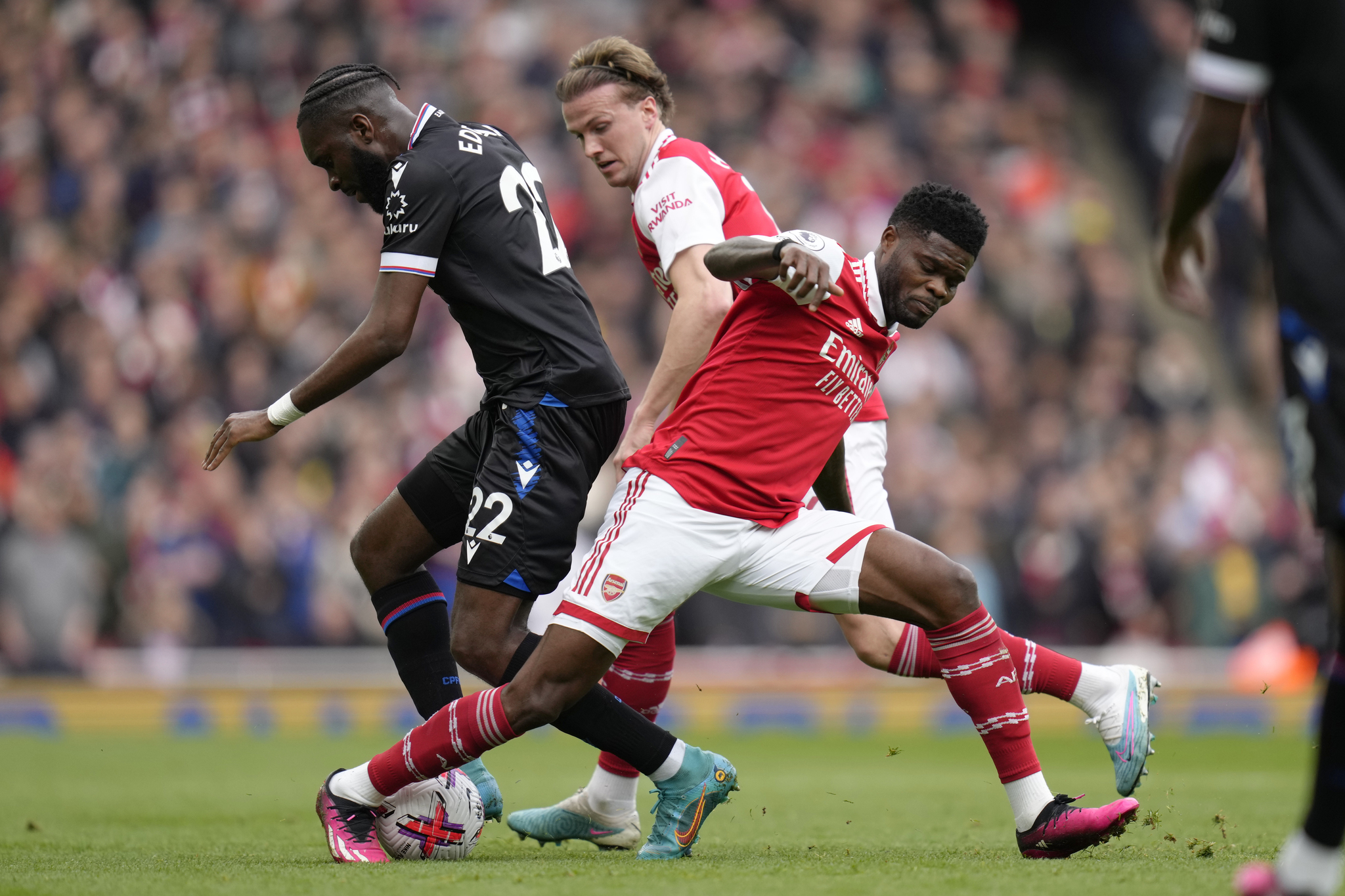 Arsenal vs Crystal Palace – Soi kèo nhà cái bóng đá 19h30 ngày 20/01/2024 – Ngoại Hạng Anh