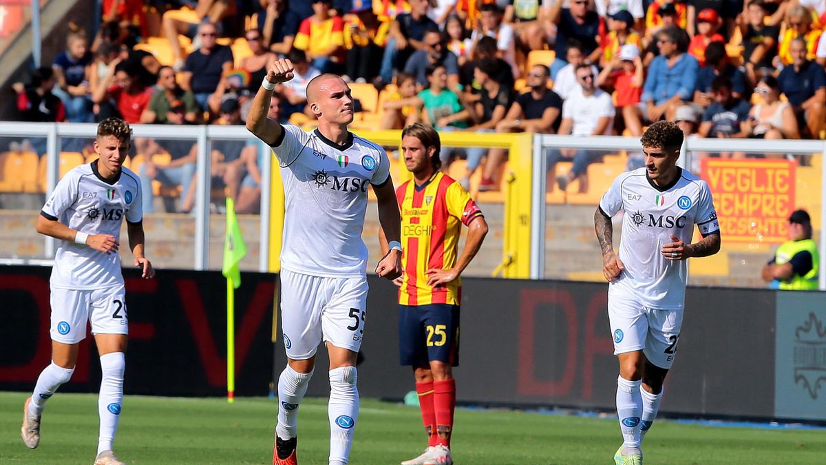 Napoli vs Lecce – Soi kèo nhà cái bóng đá 20h00 ngày 26/10/2024 – VĐQG Italia