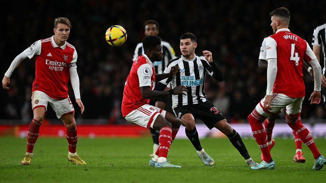 Newcastle vs Arsenal – Soi kèo nhà cái bóng đá 19h30 ngày 02/11/2024 – Ngoại Hạng Anh