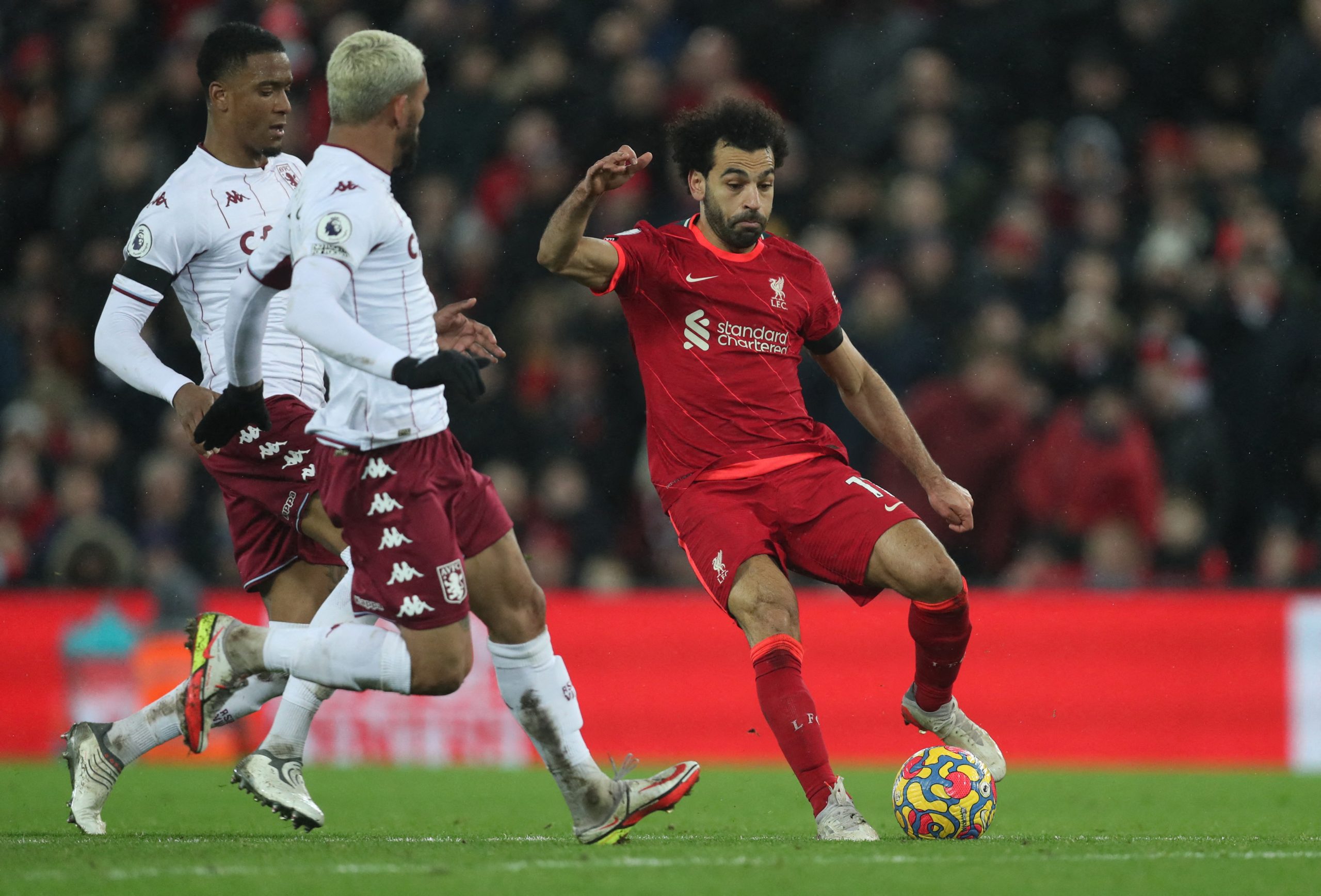 Liverpool vs Aston Villa – Soi kèo nhà cái bóng đá 03h00 ngày 10/11/2024 – Ngoại Hạng Anh