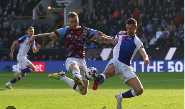 Blackburn Rovers vs Burnley – Soi kèo nhà cái bóng đá 19h30 ngày 04/01/2025 – Hạng Nhất Anh