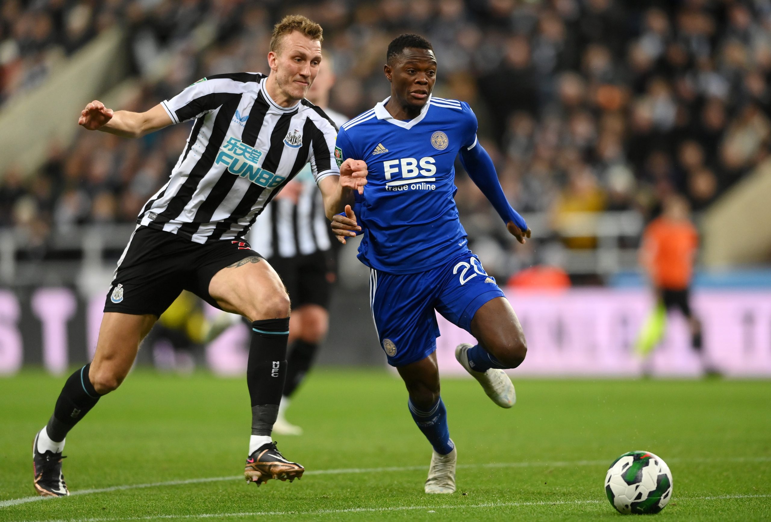 Newcastle vs Leicester City – Soi kèo nhà cái bóng đá 22h00 ngày 14/12/2024 – Ngoại Hạng Anh