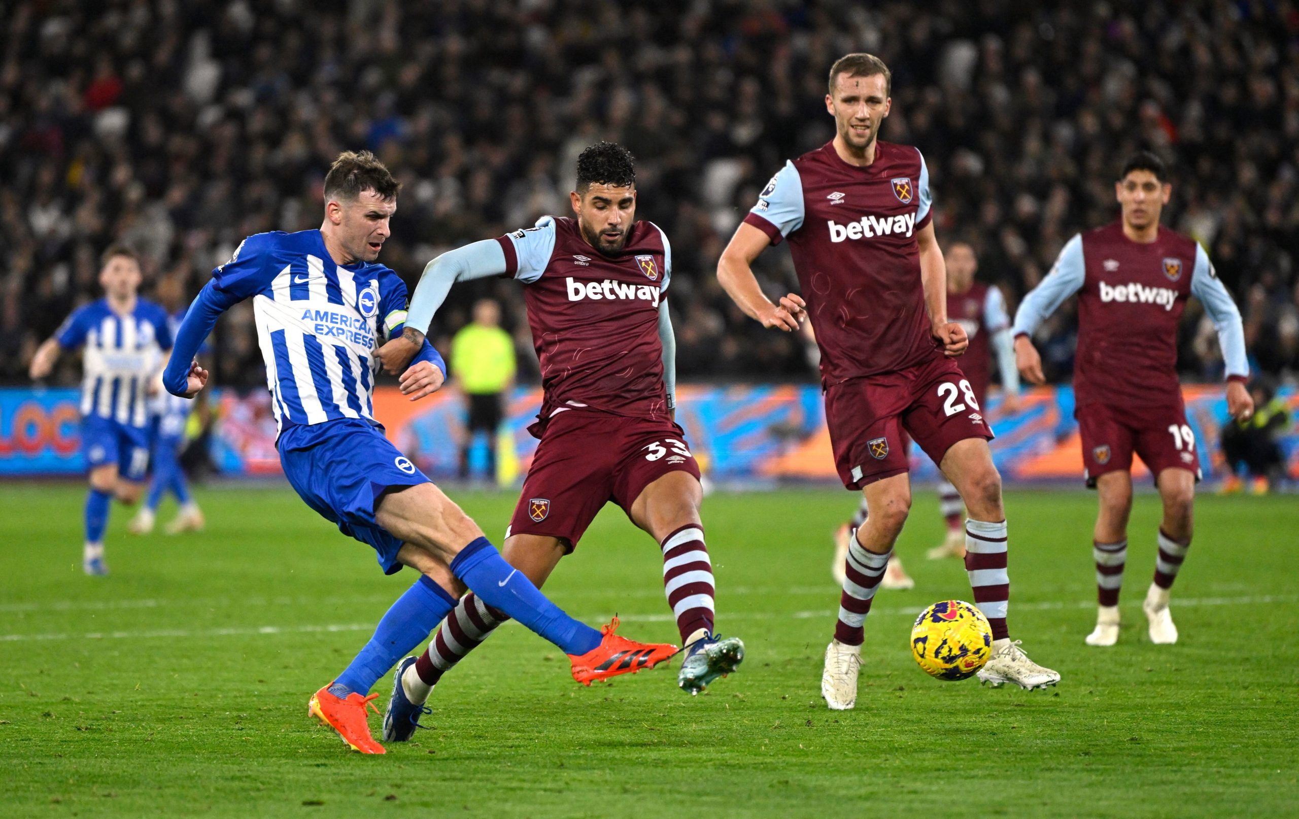 West Ham vs Brighton – Soi kèo nhà cái bóng đá 22h00 ngày 21/12/2024 – Ngoại Hạng Anh