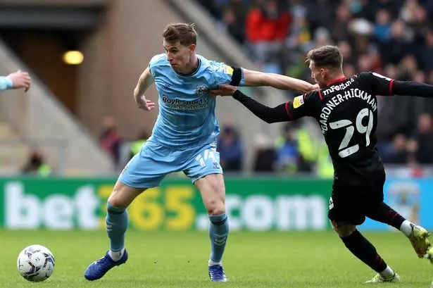 Coventry vs West Brom – Soi kèo nhà cái bóng đá 18h30 ngày 18/04/2025 – Hạng Nhất Anh